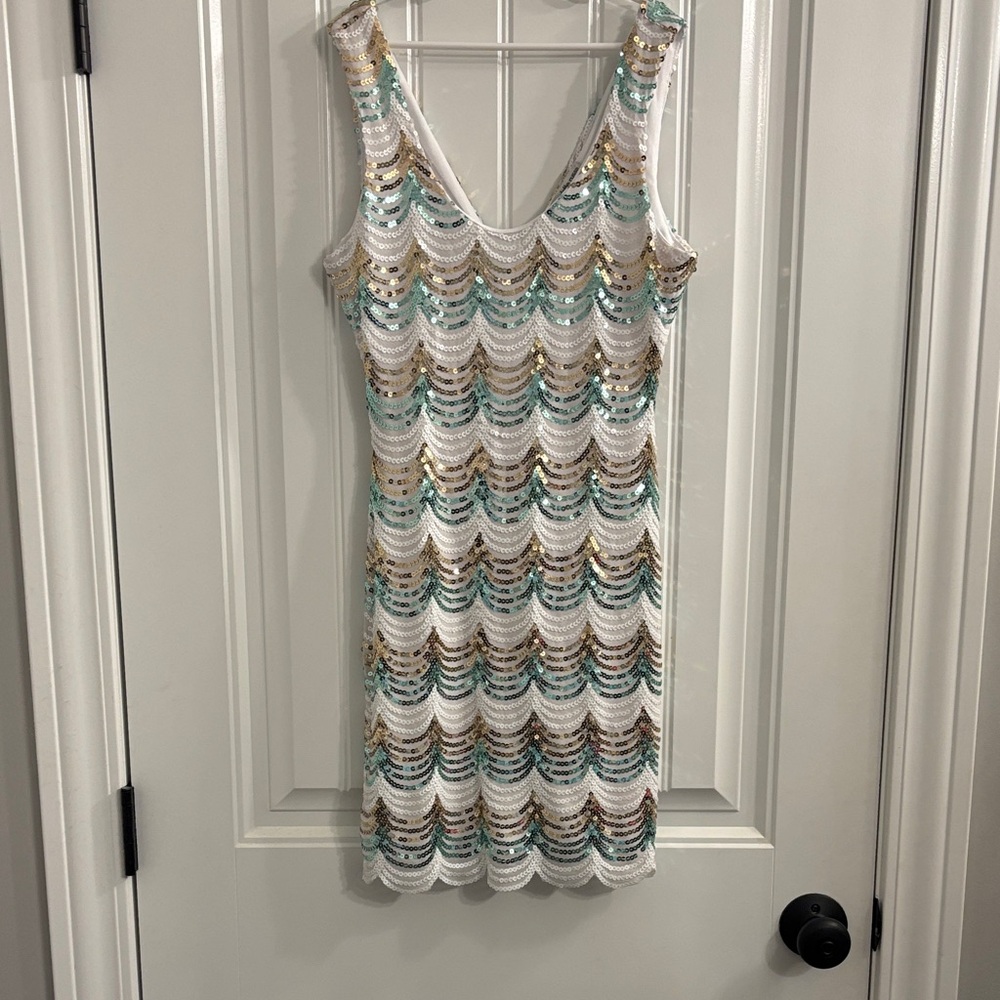 Charlotte Russe Sequin Scallop Mini Dress - White, Gold, Green